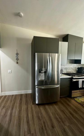 Stylish 3bdr Home with view